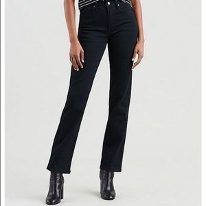 NWT Levi’s 724 High Rise Straight Denim